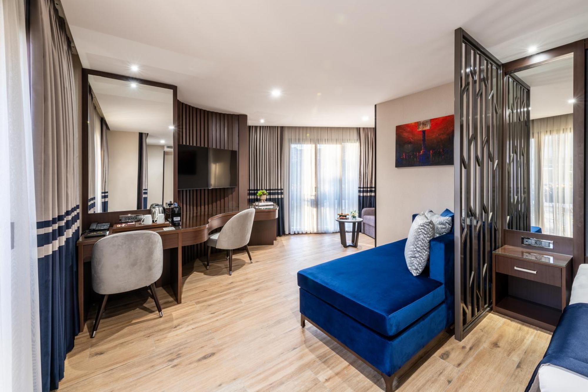 Aprilis Deluxe Hotel Истанбул Екстериор снимка